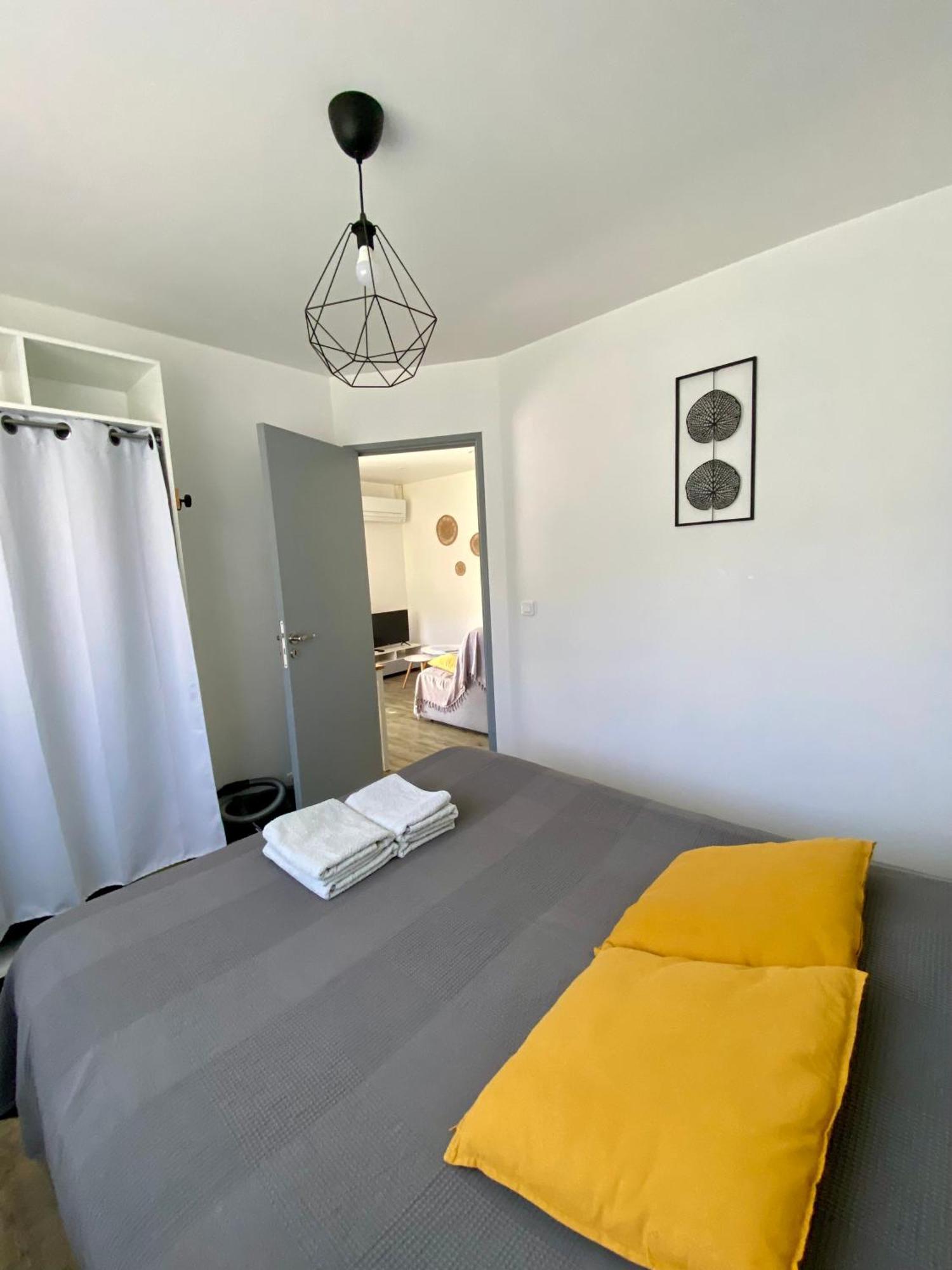 La Petite Maison Robion en Luberon Zimmer foto