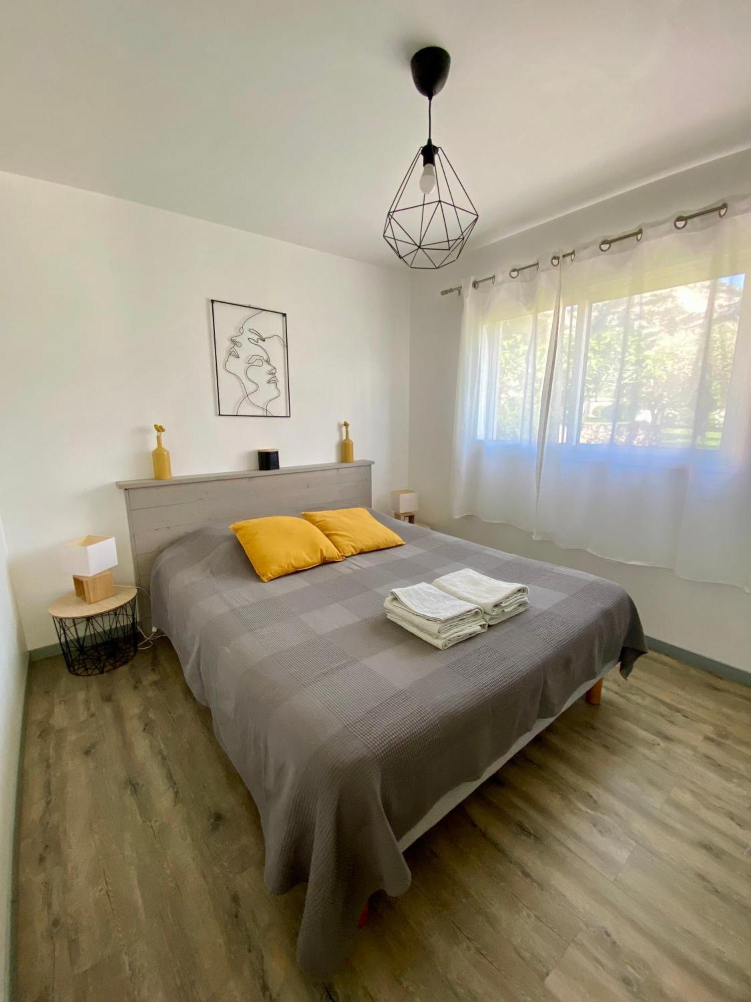 La Petite Maison Robion en Luberon Zimmer foto